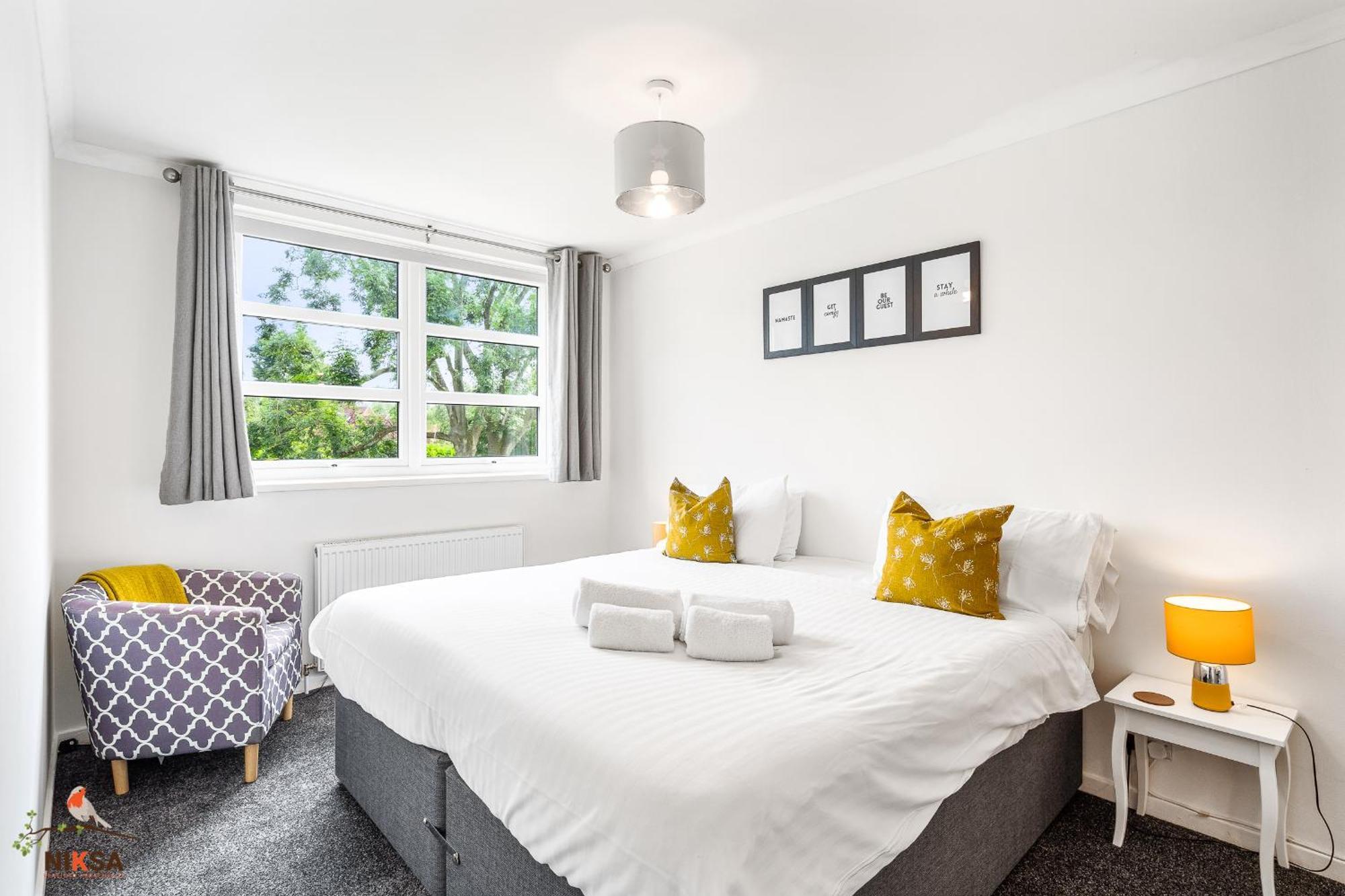 Niksa Serviced Accommodation - 3 Bedroom House Welwyn Garden City Kültér fotó